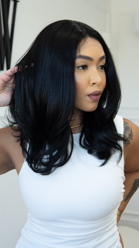 Lace Front Gabi Preta ( Humana )