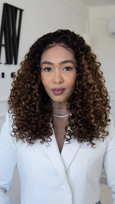 Lace Front Elsa Mechada 13x4 ( Humana )