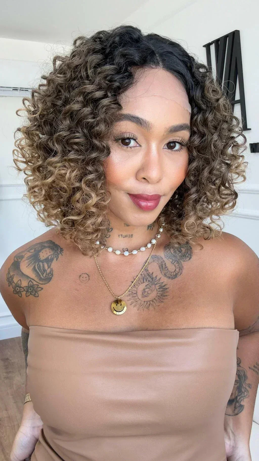Lace Front Emma Iluminada (Humana)