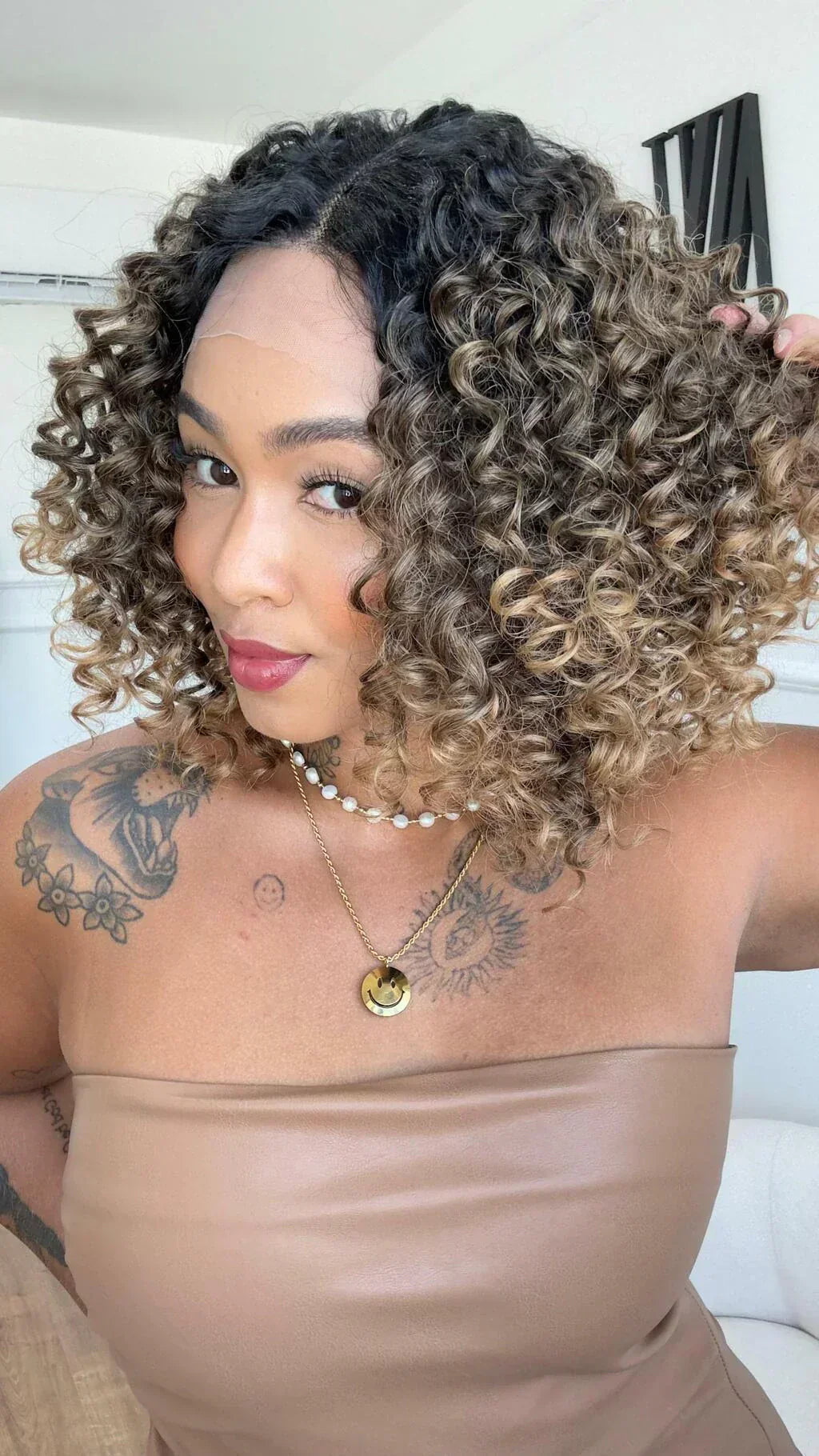 Lace Front Emma Iluminada (Humana)