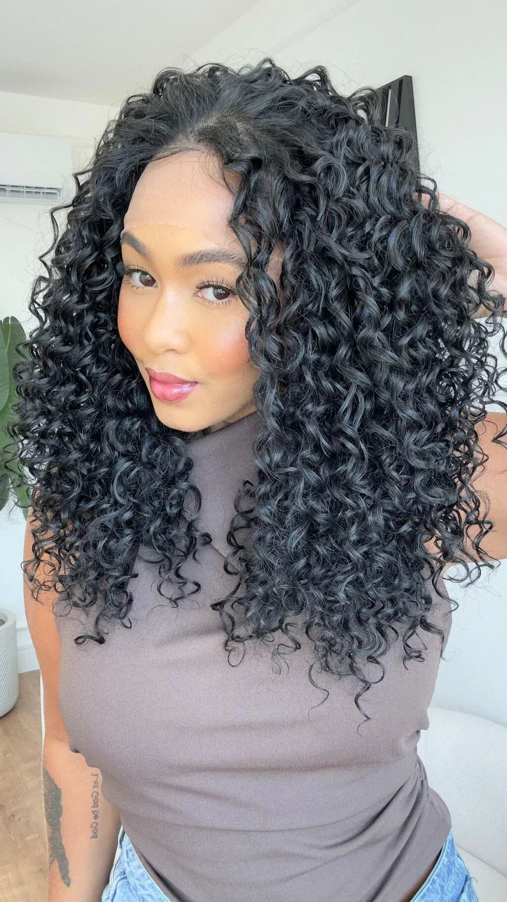 Lace Front Joice Preta 13x4 (Humana)