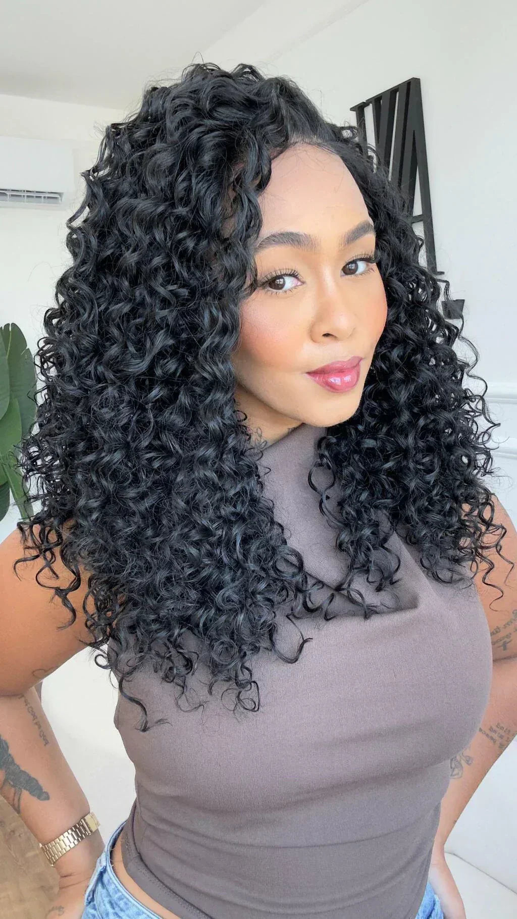 Lace Front Joice Preta 13x4 (Humana)