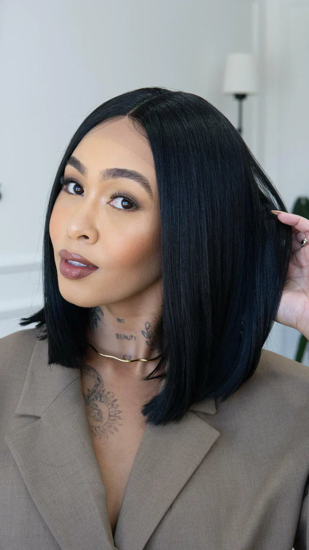 Lace Front Mila Preta (Humana)